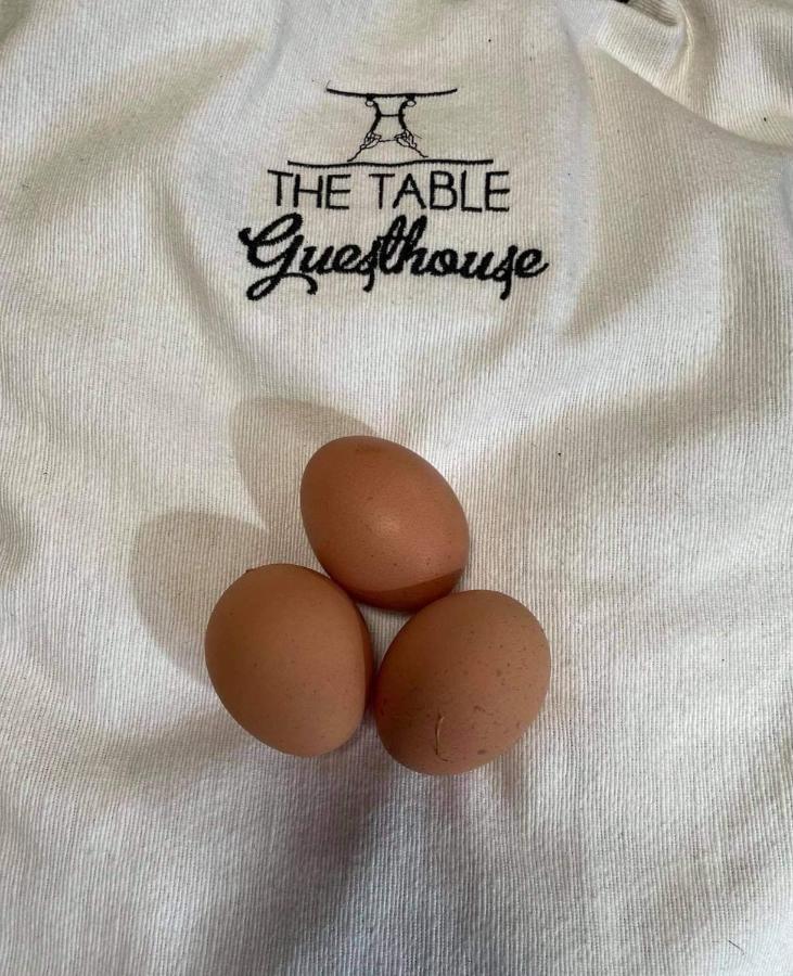 The Table Guest House Greta Bagian luar foto